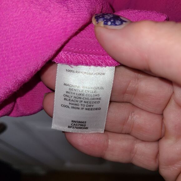 BP Hot pink deep V front and back tank - Picture 5 of 6